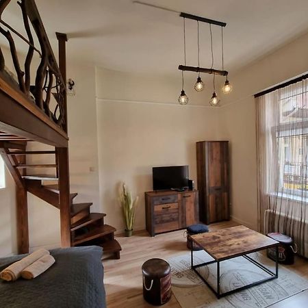 מישקולץ Vintage Apartman In City Center מראה חיצוני תמונה