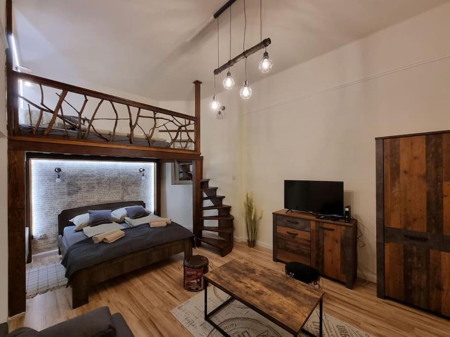מישקולץ Vintage Apartman In City Center מראה חיצוני תמונה