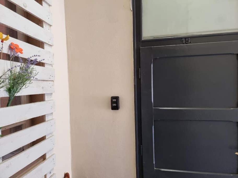 מישקולץ Vintage Apartman In City Center מראה חיצוני תמונה
